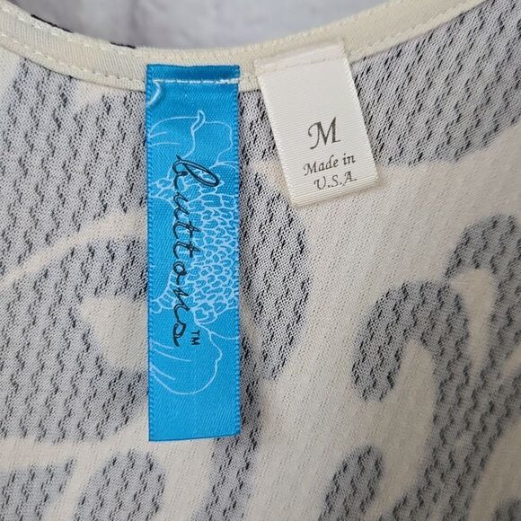 Francesca's Buttons Damask Jaquard Knit Scuba Dress Sleeveless Fit & Flare Mini - Picture 2 of 9